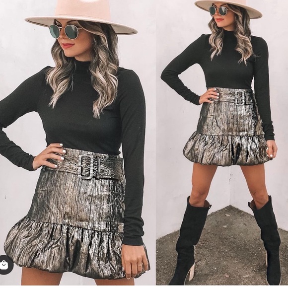 DO+BE Dresses & Skirts - Feel it metallic belted  puffy hem skirt